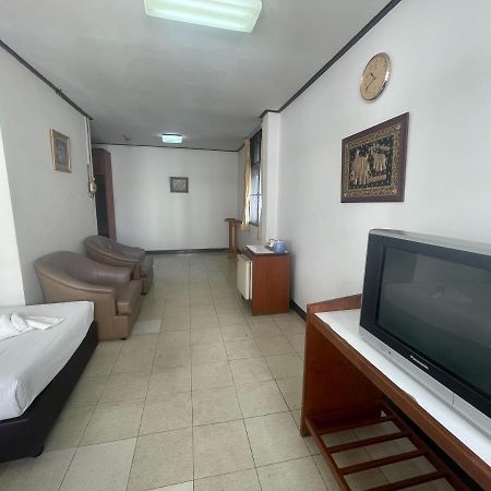 פאטאיה Residence Inn מראה חיצוני תמונה